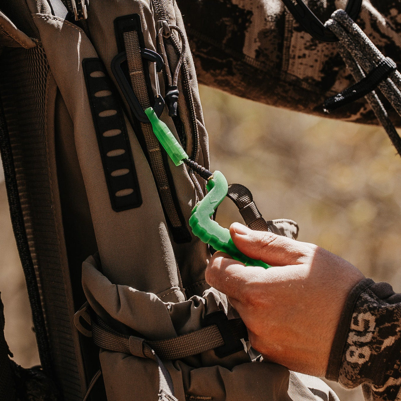 Integrated Carabiner + Thread Protector