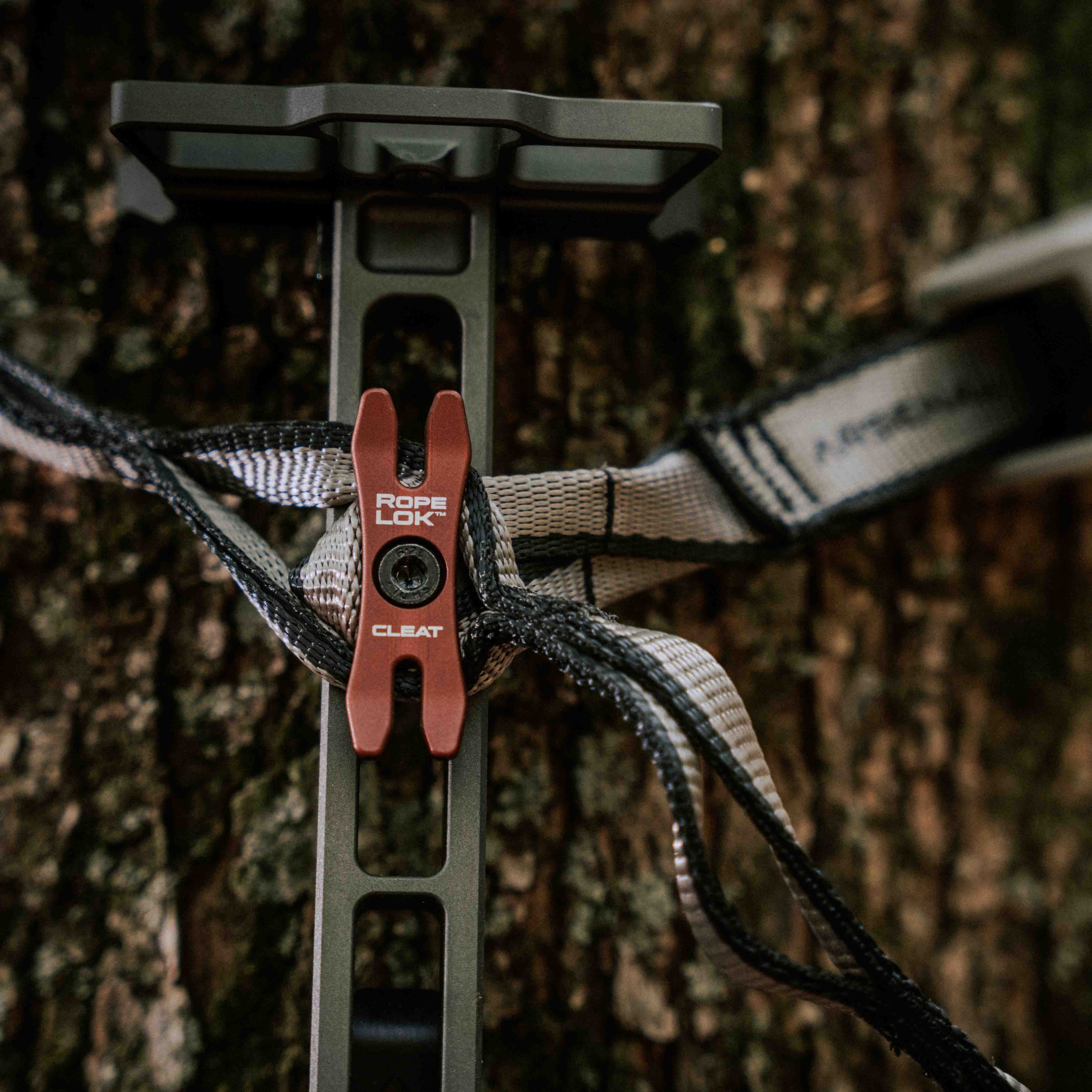 Hybrid Attachment System