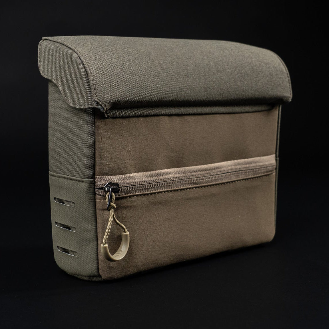 MAGVAULT™ SADDLE POUCH