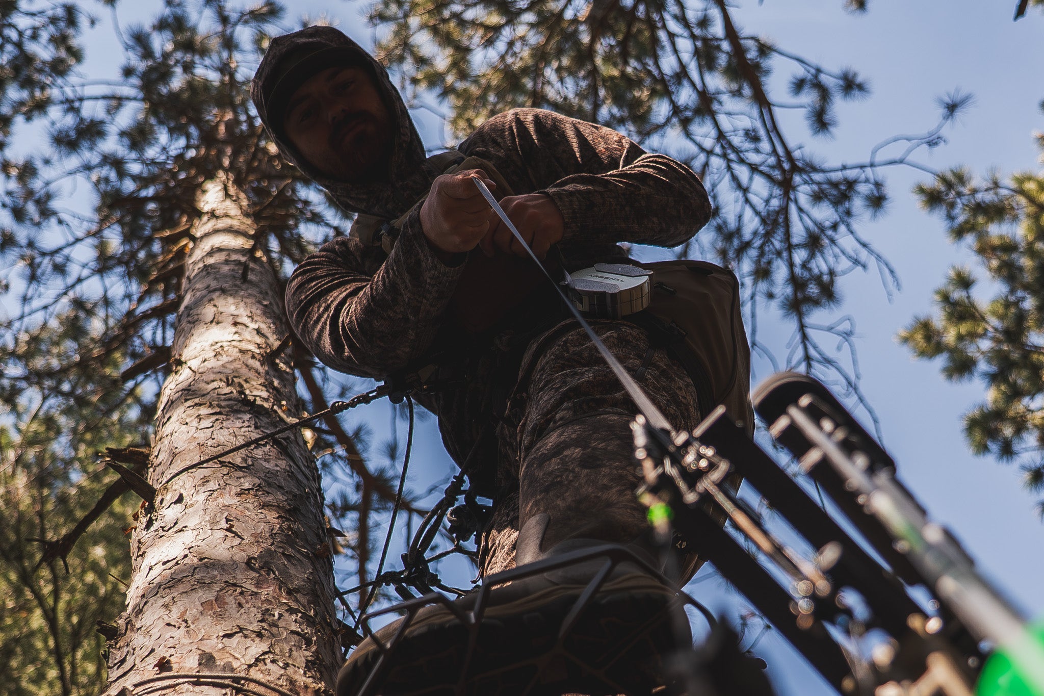 MICRO RETRAX™ HOIST - Hunt Arsenal - Hunting Accessories